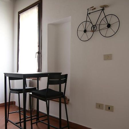 Le Vie Del Centro Apartment แฟร์รารา ภายนอก รูปภาพ