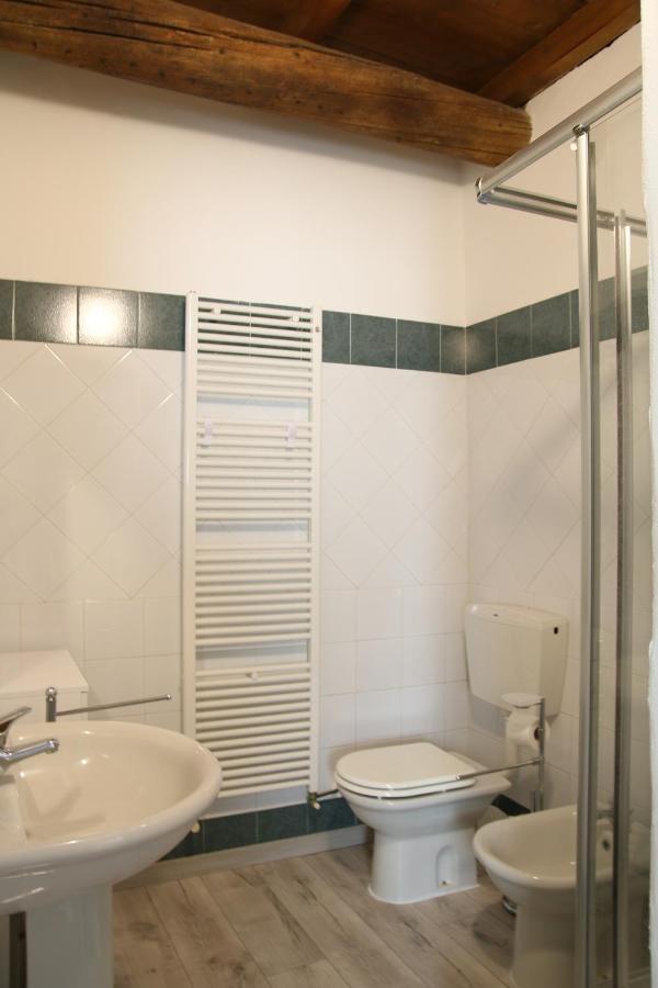 Le Vie Del Centro Apartment แฟร์รารา ภายนอก รูปภาพ