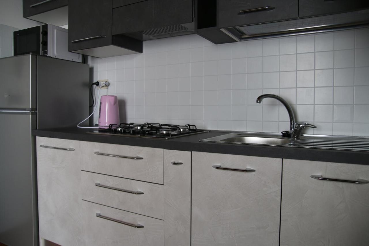 Le Vie Del Centro Apartment แฟร์รารา ภายนอก รูปภาพ